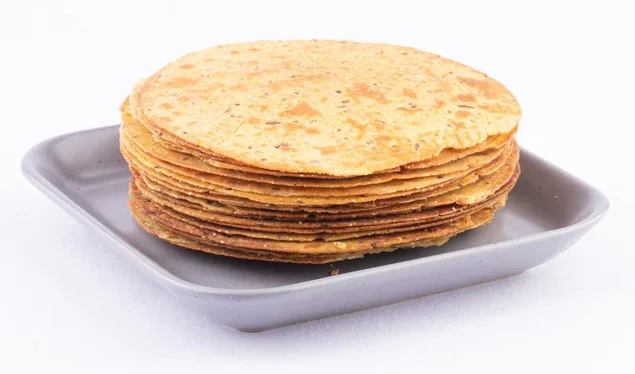 Moth Dal Khakhra